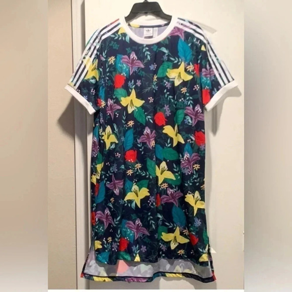 Adidas Floral Allover Print Dress Size Medium - Picture 1 of 9
